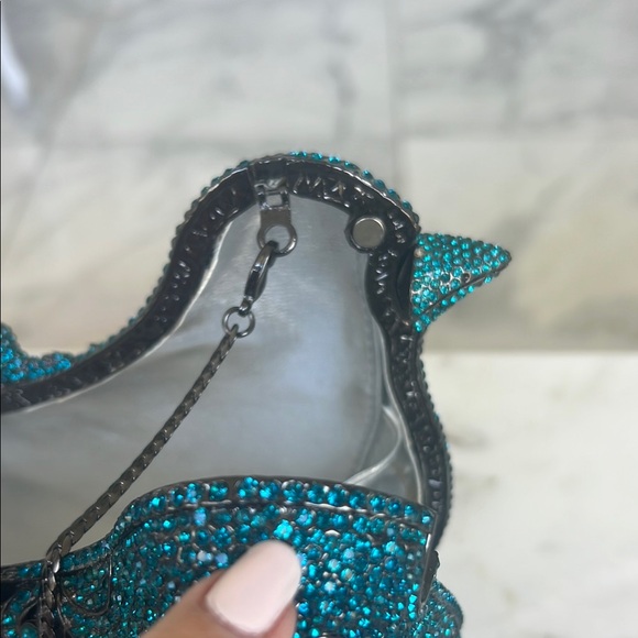 Elegant Rhinestone Blue Bird Clutch with cross body strap